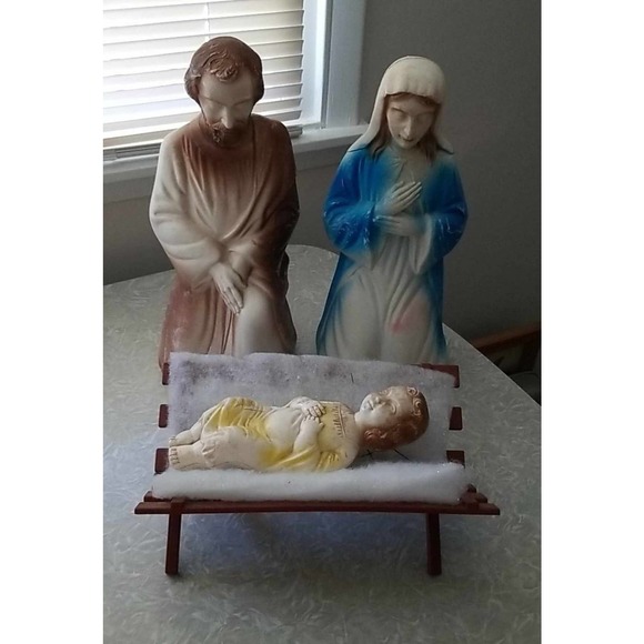 Empire Holiday Vintage Empire Christmas Blow Mold Nativity Scene